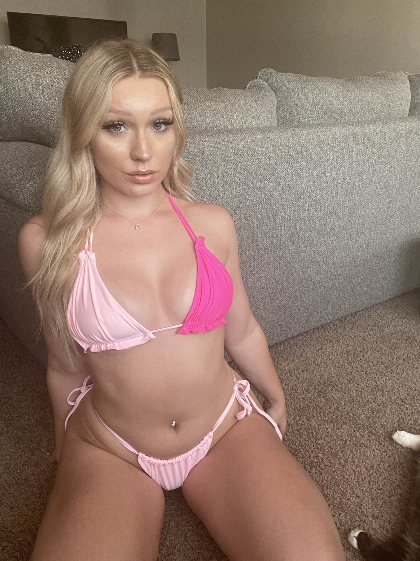 kaylas from Ontario,Canada