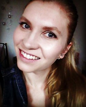 Jenna1990 from Ontario,Canada
